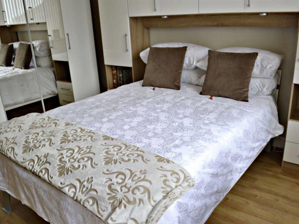Craignish Apartments Falkirk Extérieur photo
